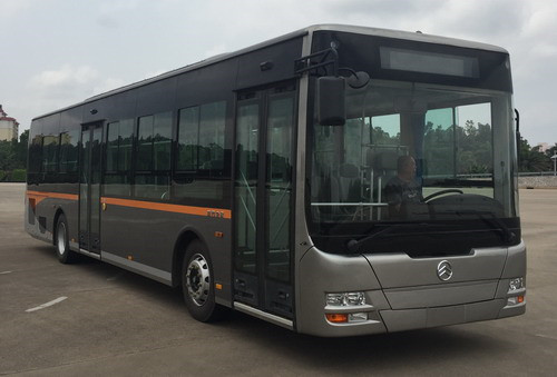 金旅XML6125JHEVD5CN插電式公交車（天然氣/電混動(dòng)國(guó)五10-46座）
