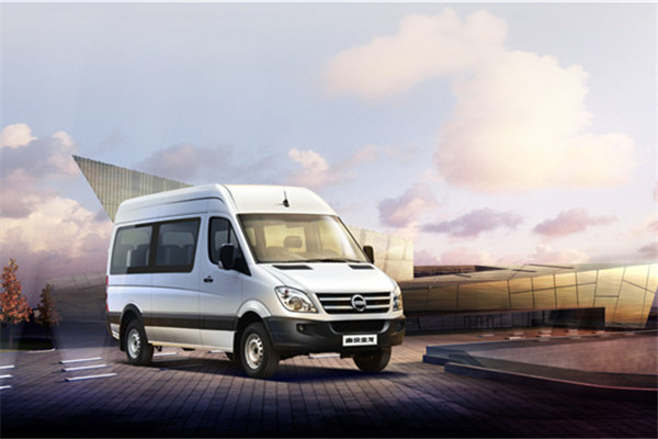 南京金龍NJL6600BEV57客車（純電動(dòng)10-18座）