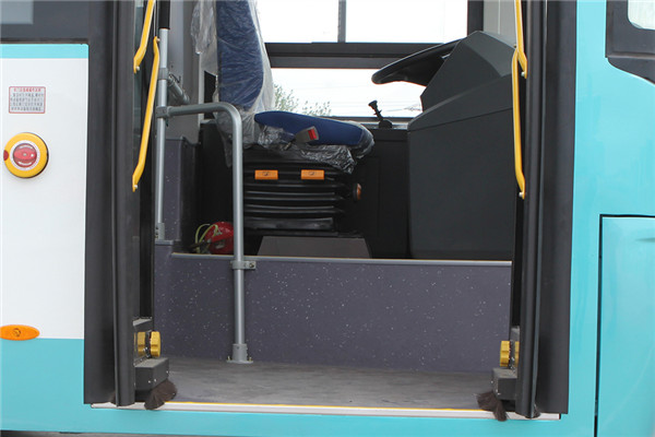 東風旅行車EQ6100CACFCEV1公交車（燃料電池24-41座）