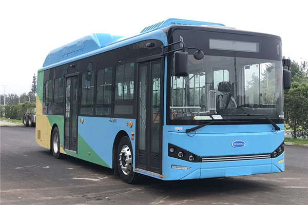 開(kāi)沃NJL6106FCEVD4低入口公交車(chē)（氫燃料電池15-29座）